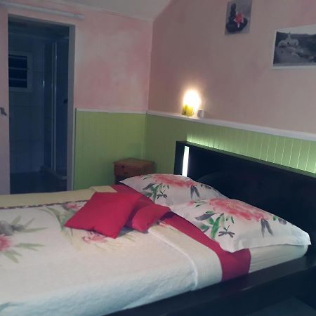 Petite Fleur De Lentilles Bed and Breakfast Cilaos Εξωτερικό φωτογραφία