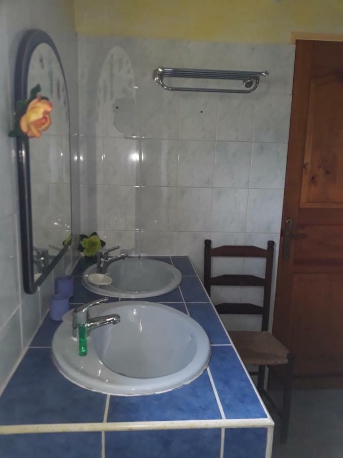 Petite Fleur De Lentilles Bed and Breakfast Cilaos Εξωτερικό φωτογραφία