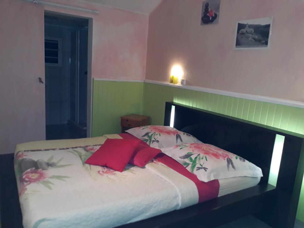 Petite Fleur De Lentilles Bed and Breakfast Cilaos Εξωτερικό φωτογραφία